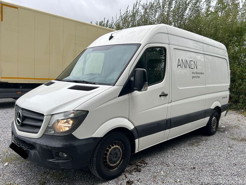 Mercedes-Benz Sprinter 299.000 km 9.700 € Merzenich 52399