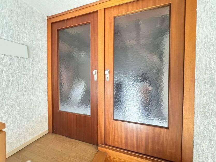 Zweifamilienhaus mit Ausbaureserve in ruhiger Feldrandlage