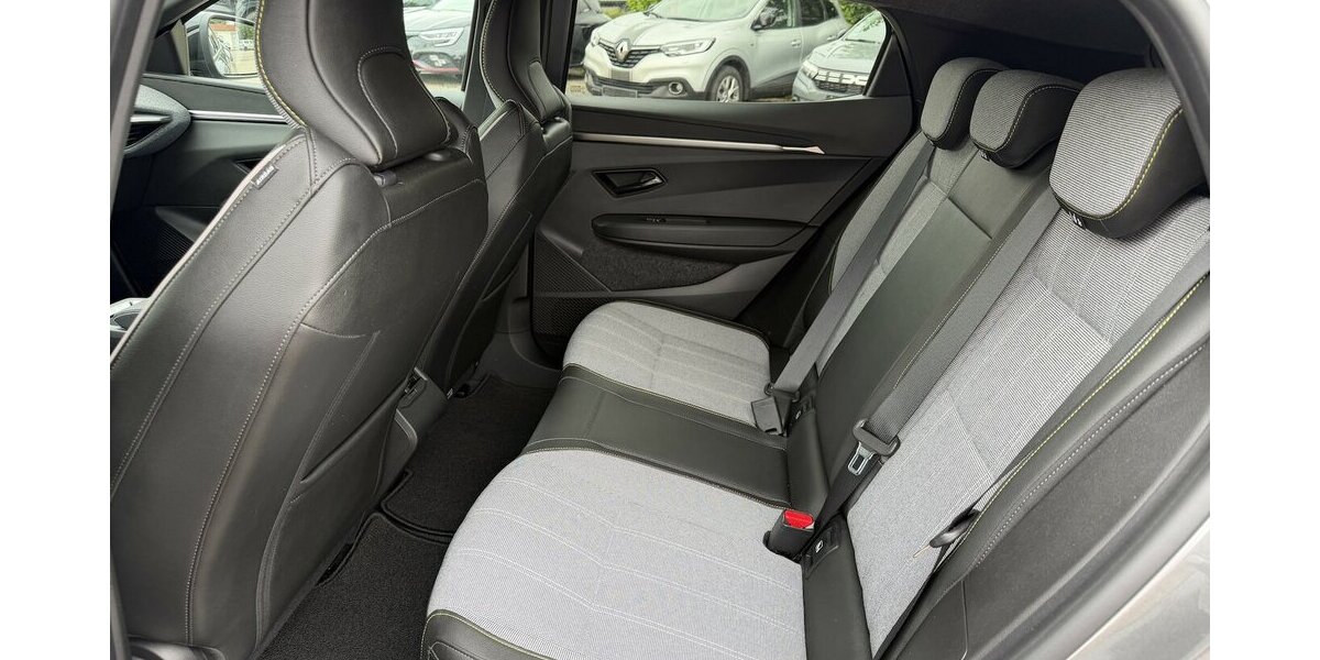 Renault Megane E-Tech Techno 220 / SitzH/Lenkr.H/ACC 4.300 km 31.490 &euro; Donauwörth 86609