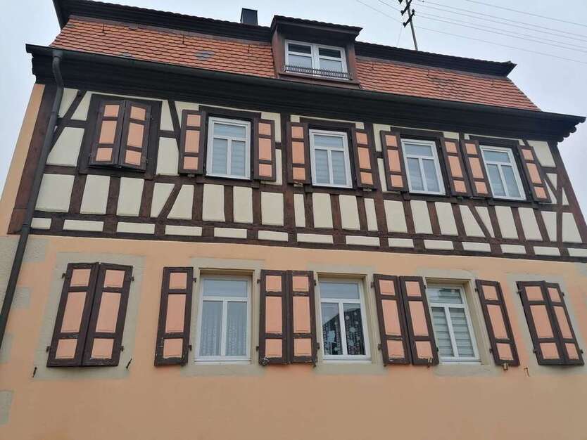 Haus zum Kaufen in Oberderdingen 539.000 € 251 m²