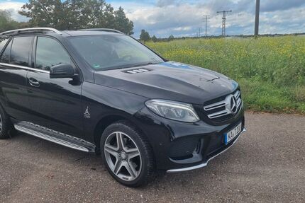 Mercedes-Benz GLE 350 147.433 km 28.699 &euro; Stutensee 76297