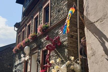 Haus Bernkastel-Kues Kues - 8 Zimmer, 250 m&sup2;, 235.000&euro; | Angebot:26879196