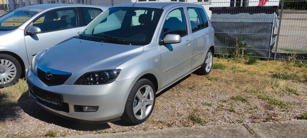 Mazda 2 153.000 km 2.499 &euro; Erfurt 99089