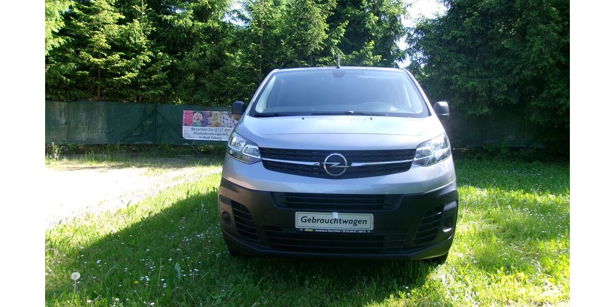 Opel Vivaro 169.400 km 9.800 &euro; Trusetal 98596