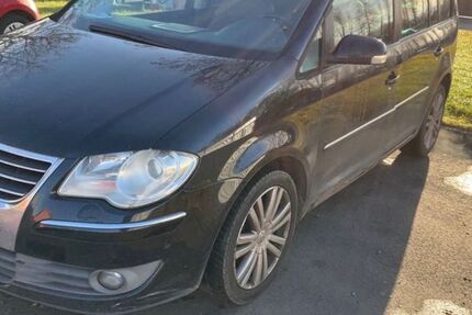 VW Touran 217.799 km 3.000 &euro; München 80999