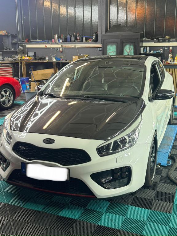 Kia pro ceed / ProCeed 120.000 km 11.800 € Luhe-Wildenu 92706
