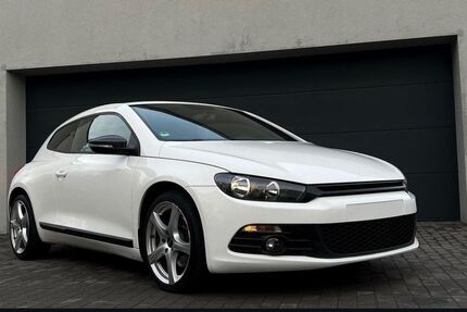 VW Scirocco 141.000 km 8.500 &euro; Menden 58706