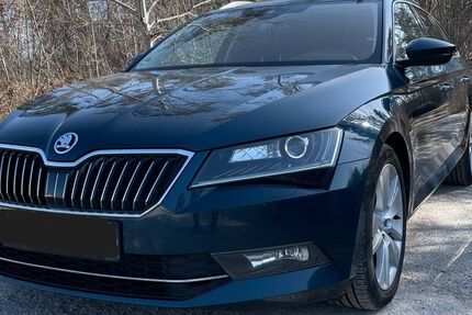 Skoda Superb 187.000 km 14.900 &euro; Nürnberg 90469