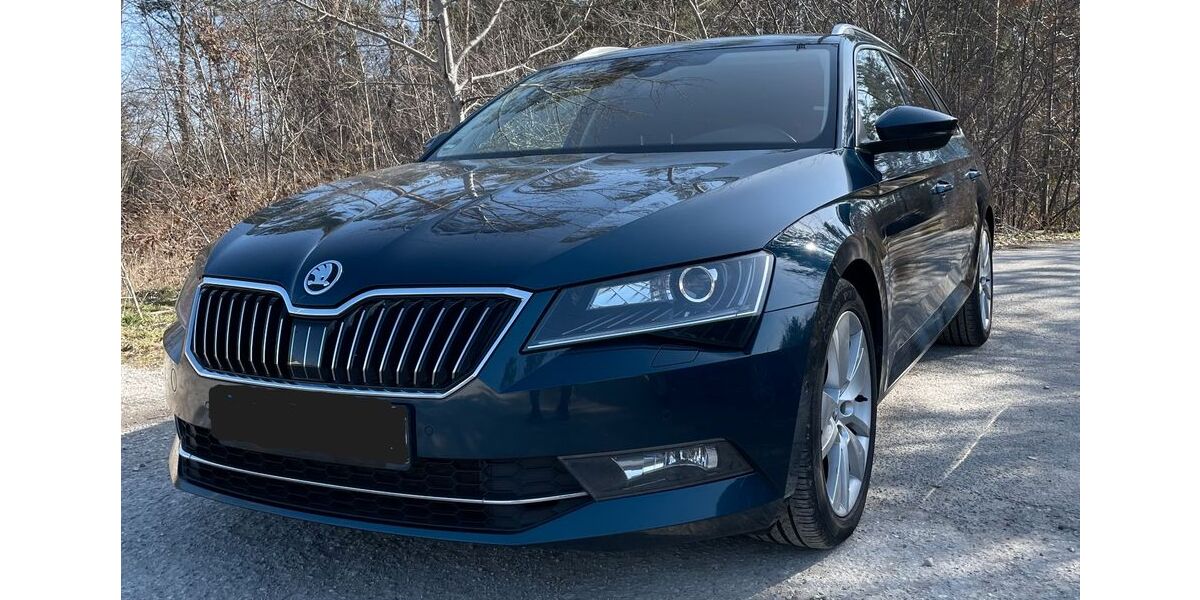 Skoda Superb 187.000 km 14.900 &euro; Nürnberg 90469