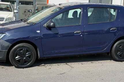 Dacia Sandero 73.000 km 5.799 &euro; Frankfurt am Main 60314