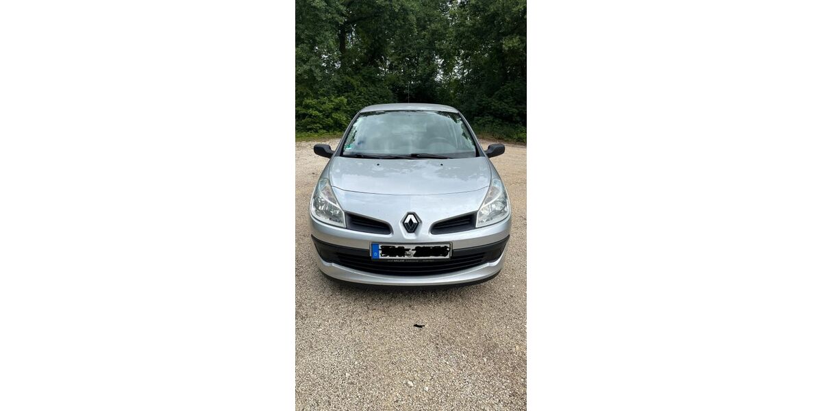 Renault Clio 143.821 km 3.000 &euro; Holzheim 89438