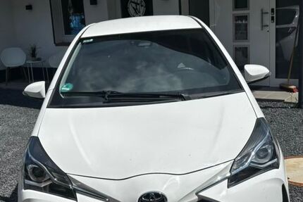 Toyota Yaris 154.000 km 6.150 &euro; Wermelskirchen 42929