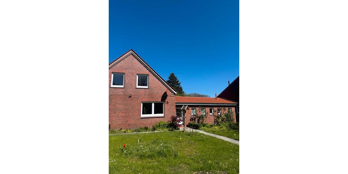 Mehrfamilienhaus, Wohnhaus Großefehn - 6 Zimmer, 150 m&sup2;, 950&euro; | Angebot:26269258