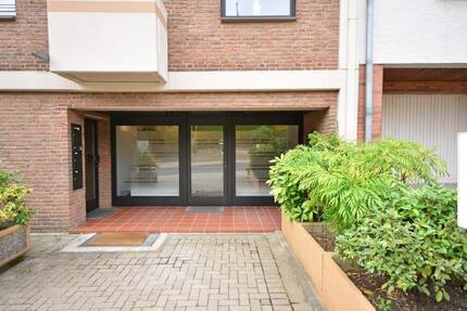 Brühl-Pingsdorf: Helle Büroräume in zentraler, aber ruhiger Lage zimmer