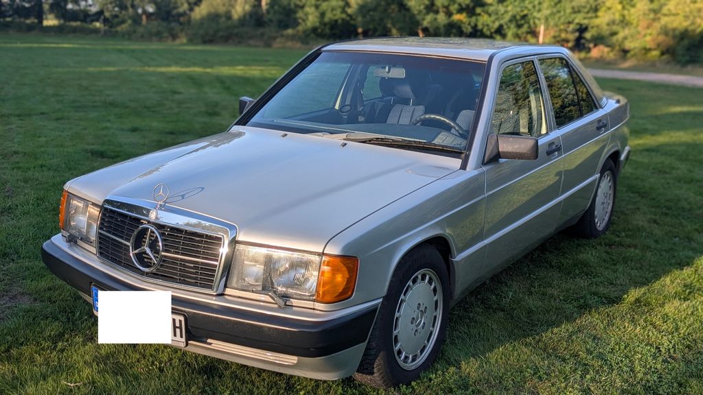 Mercedes-Benz 190 325.000 km 13.900 &euro; Hamburg 22419