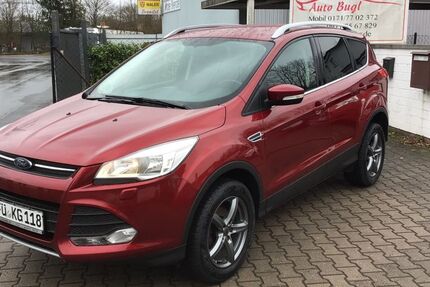 Ford Kuga 99.000 km 8.990 &euro; Erlangen 91056