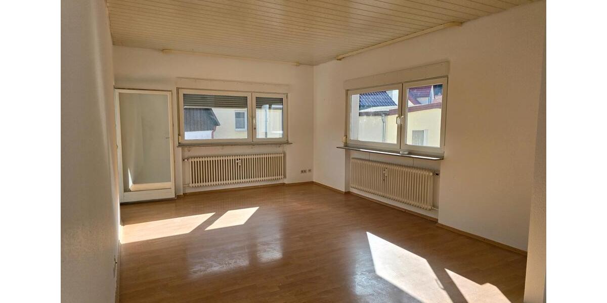 Etagenwohnung Bad Wildbad - 2.5 Zimmer, 60 m&sup2;, 500&euro; | Angebot:26336100