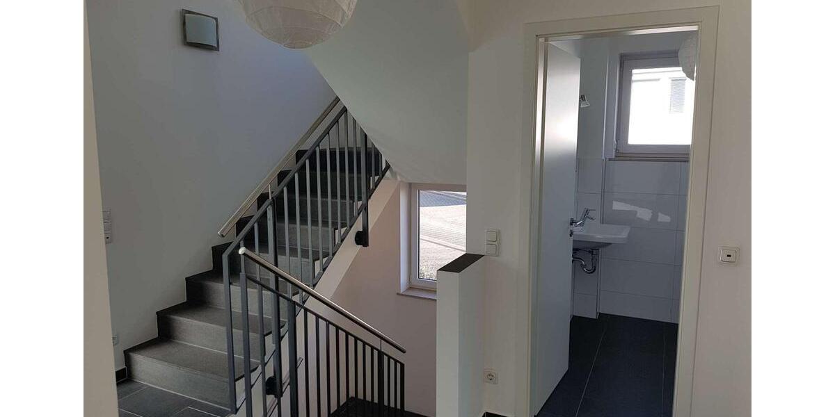 Einfamilienhaus Bad Soden am Taunus - 5 Zimmer, 175 m&sup2;, 3.200&euro; | Angebot:24271376