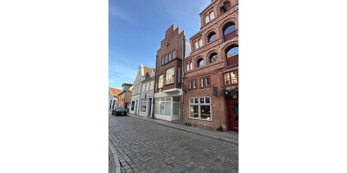 Einfamilienhaus Lüneburg Altstadt - 8 Zimmer, 198 m&sup2;, 649.000&euro; | Angebot:25663268