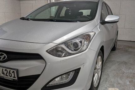 Hyundai i30 89.332 km 9.000 &euro; Hamburg 22119