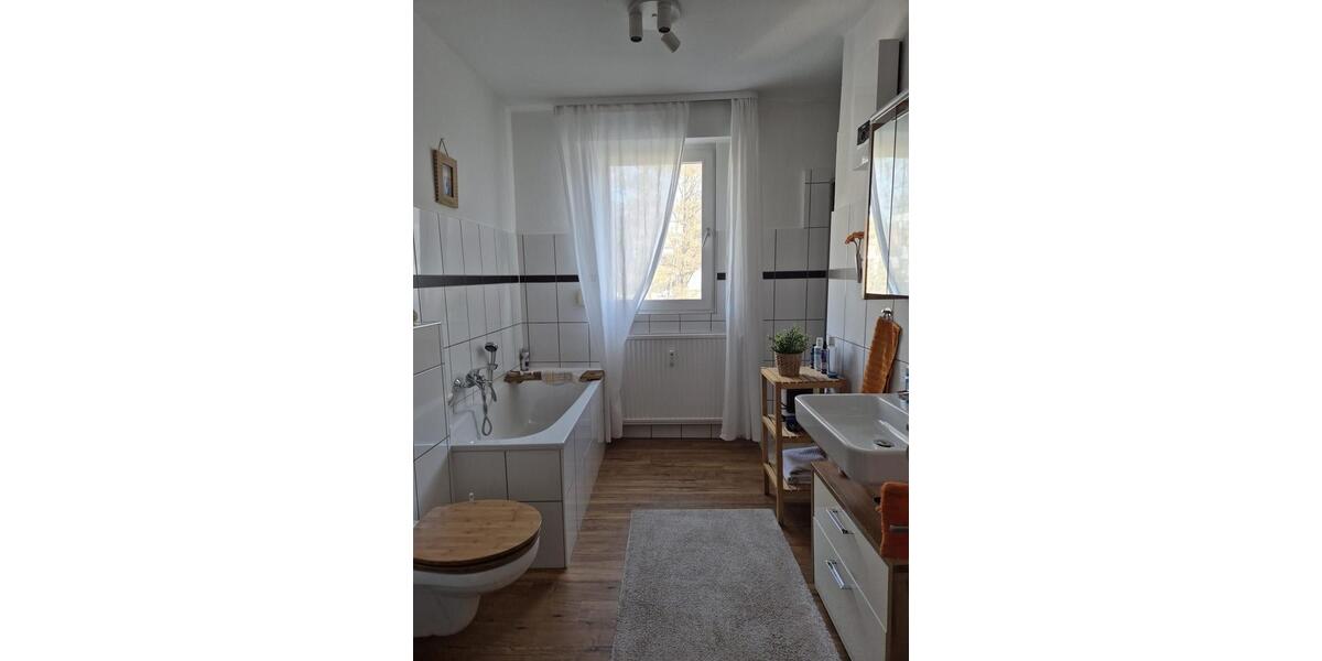 Etagenwohnung Wipperfürth - 3 Zimmer, 80 m&sup2;, 640&euro; | Angebot:25333066