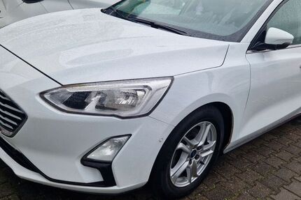 Ford Focus 114.400 km 11.800 &euro; Mönchengladbach 41069