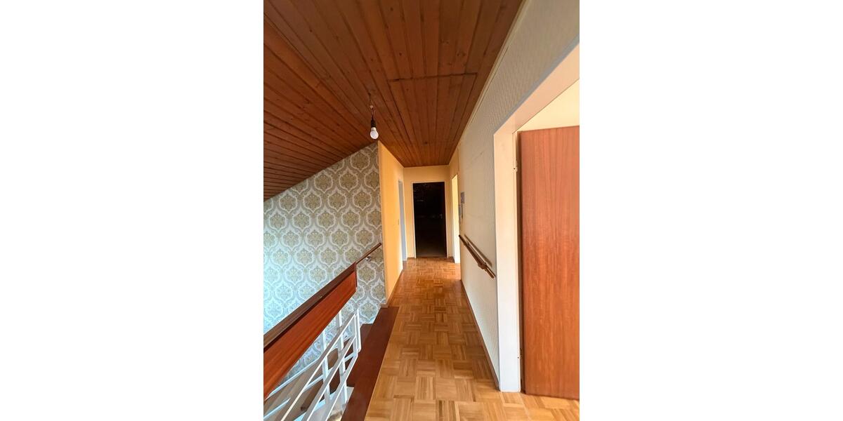 Einfamilienhaus Niefern-Öschelbronn Öschelbronn - 6 Zimmer, 133 m&sup2;, 2.400&euro; | Angebot:24628633