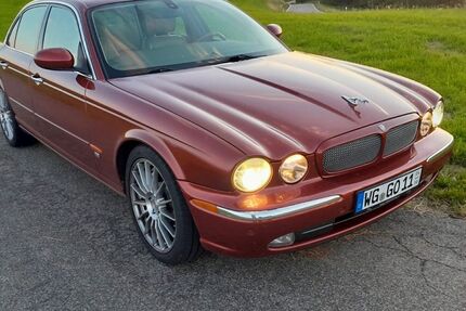Jaguar XJR 223.000 km 15.900 € Ratzenried 88260