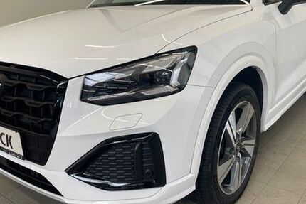 Audi Q2 38.854 km 25.990 &euro; Cloppenburg 49661