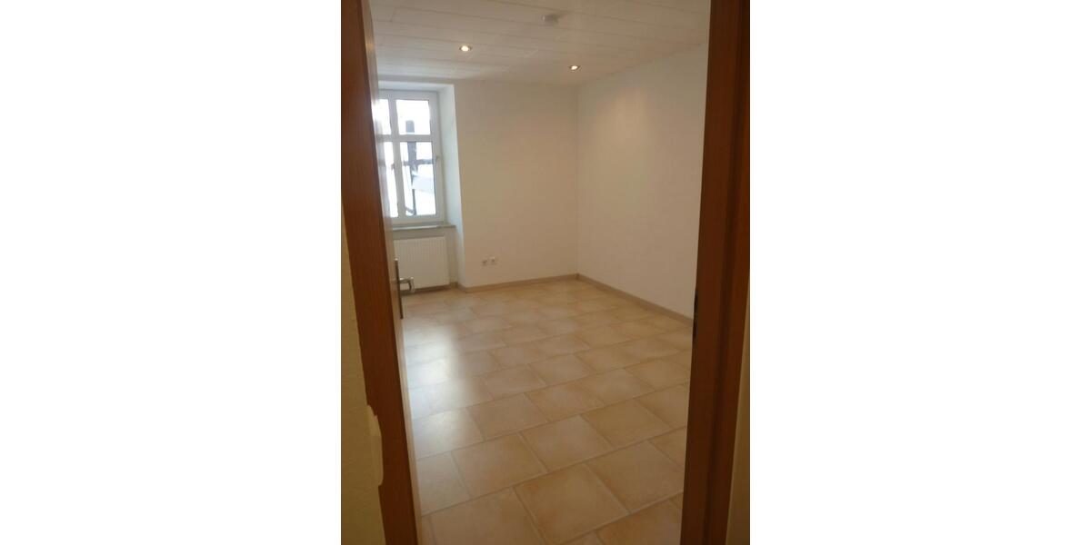 Etagenwohnung Bad Karlshafen - 3 Zimmer, 80 m&sup2;, 560&euro; | Angebot:26195944
