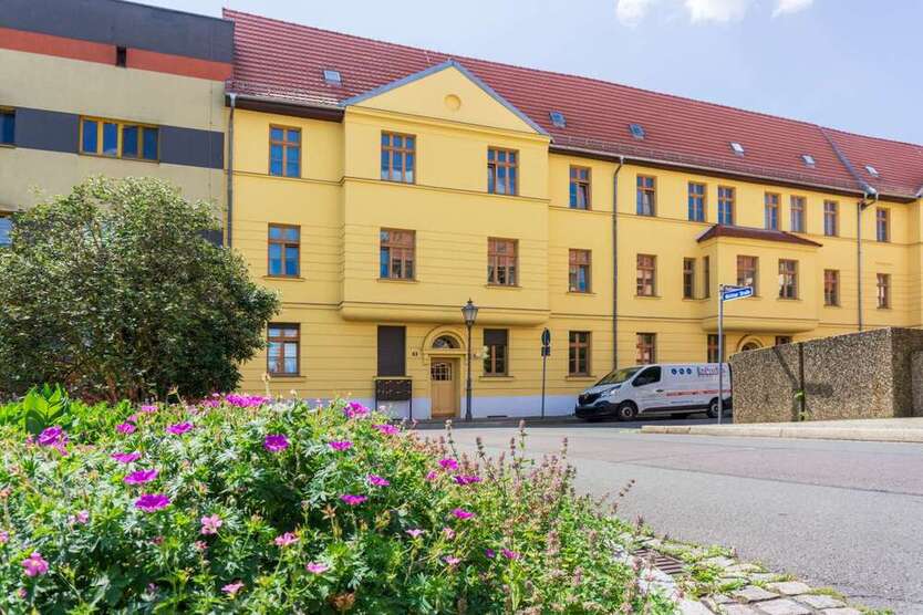 Wohnung zum Mieten in Magdeburg 408 € 51 m²