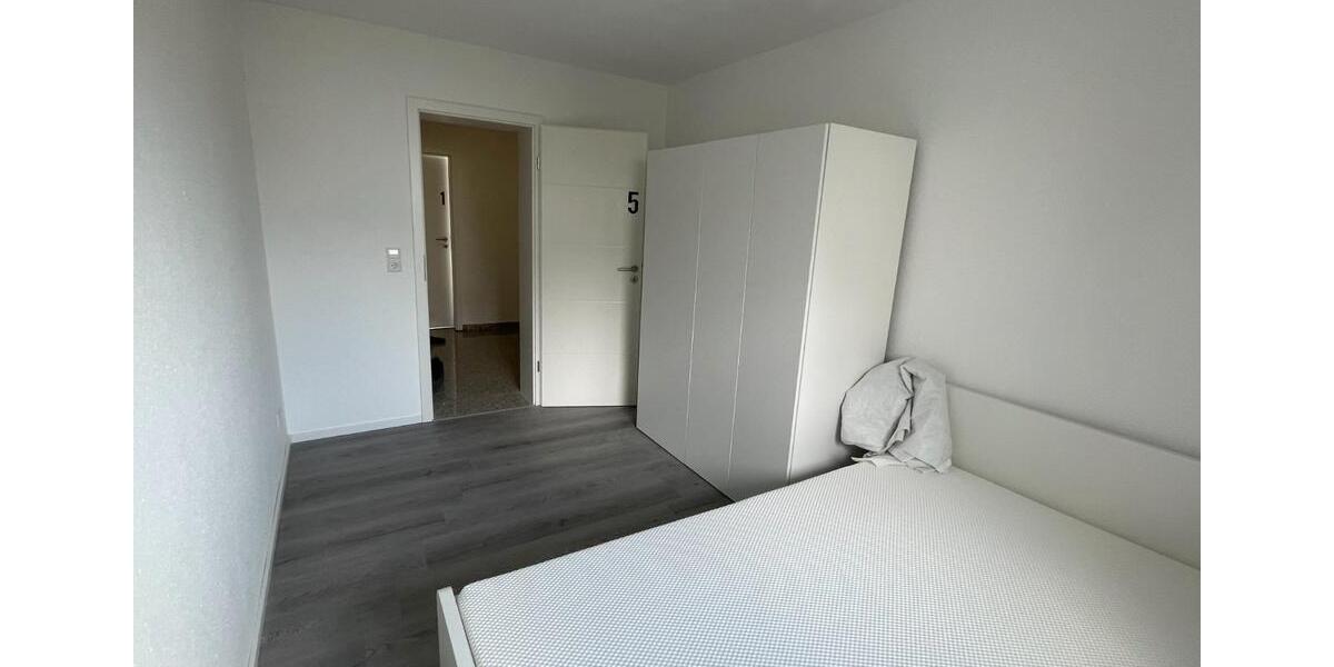 Etagenwohnung Karlsruhe Mühlburg - 5 Zimmer, 117 m&sup2;, 500&euro; | Angebot:26084835