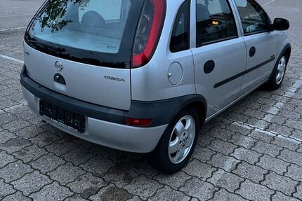 Opel Corsa 148.302 km 1.300 &euro; Syke 28857