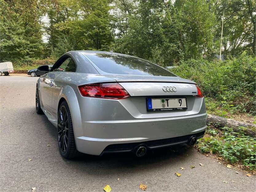 TT