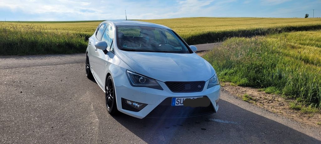 Seat Ibiza 136.900 km 5.900 &euro; Rheinbach 53359