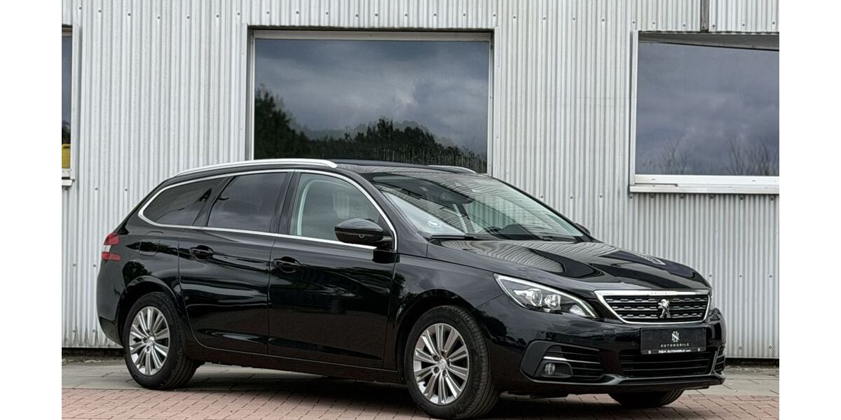 Peugeot 308 112.000 km 9.990 &euro; Flensburg 24941