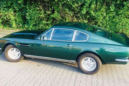 Aston Martin AR1