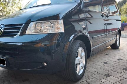 VW T5 Multivan 191.000 km 11.900 &euro; Lauterbach 78730