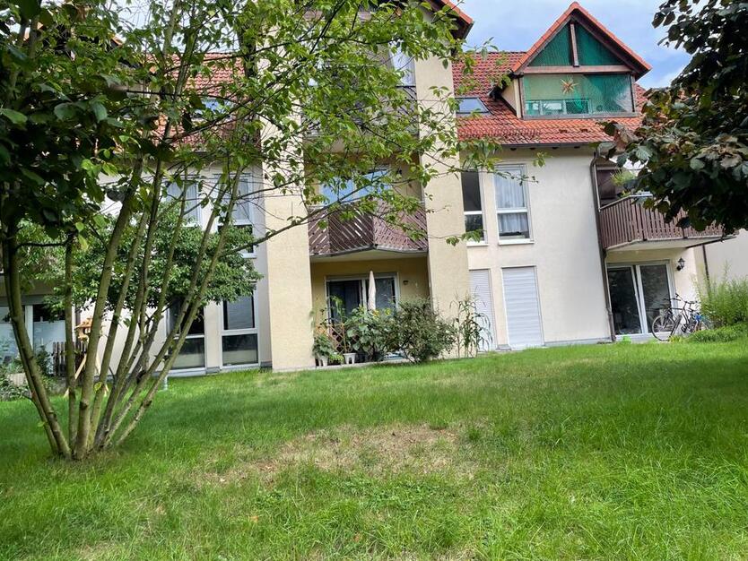 Charmante 2-Zimmer-Wohnung mit Terrasse in Dresden Weißig zu verk
