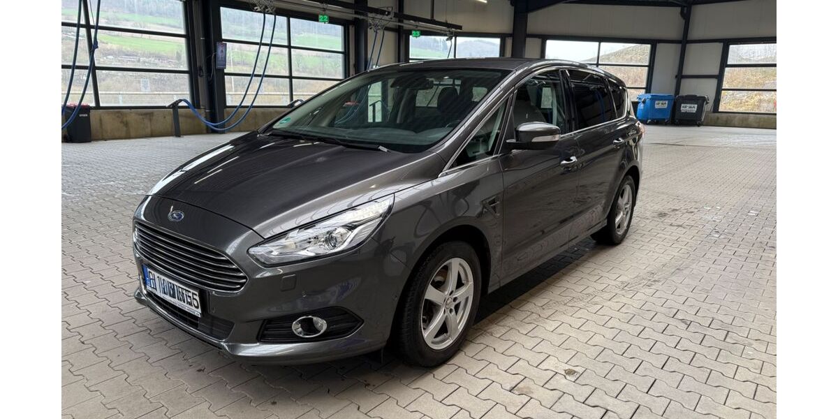 Ford S-Max 66.600 km 17.000 &euro; Gelsenkirchen 45896