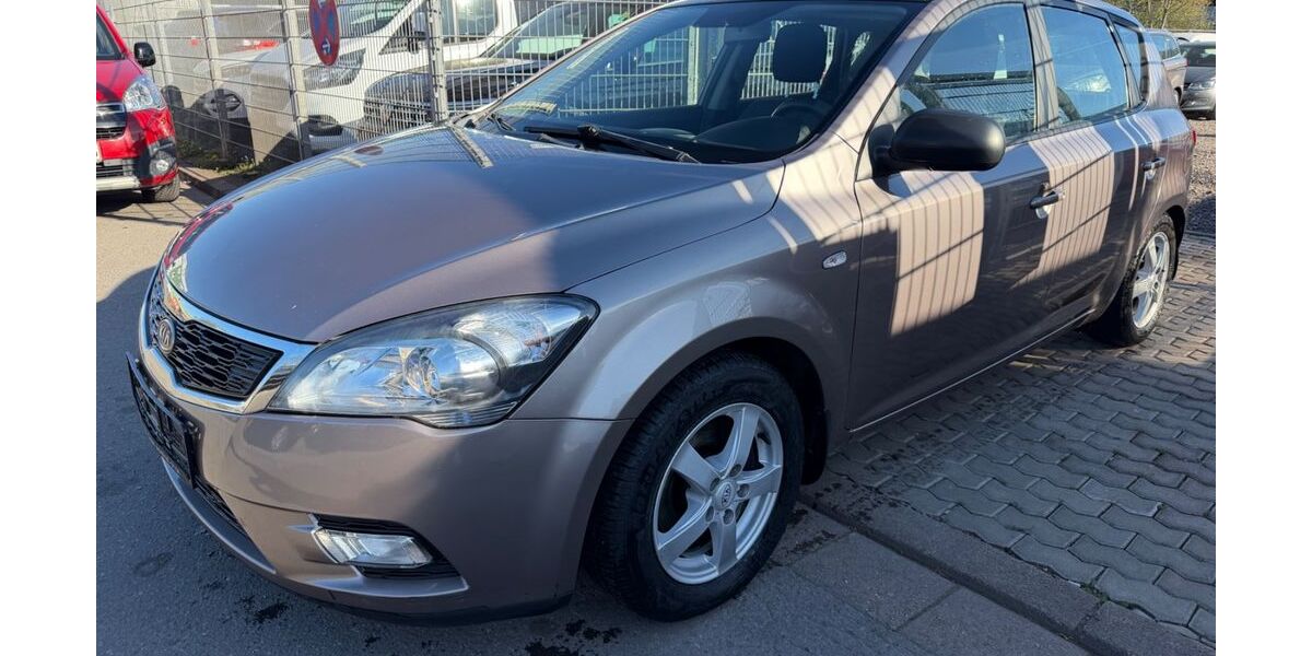 Kia ceed / Ceed 355.000 km 1.800 &euro; Saarlouis 66740