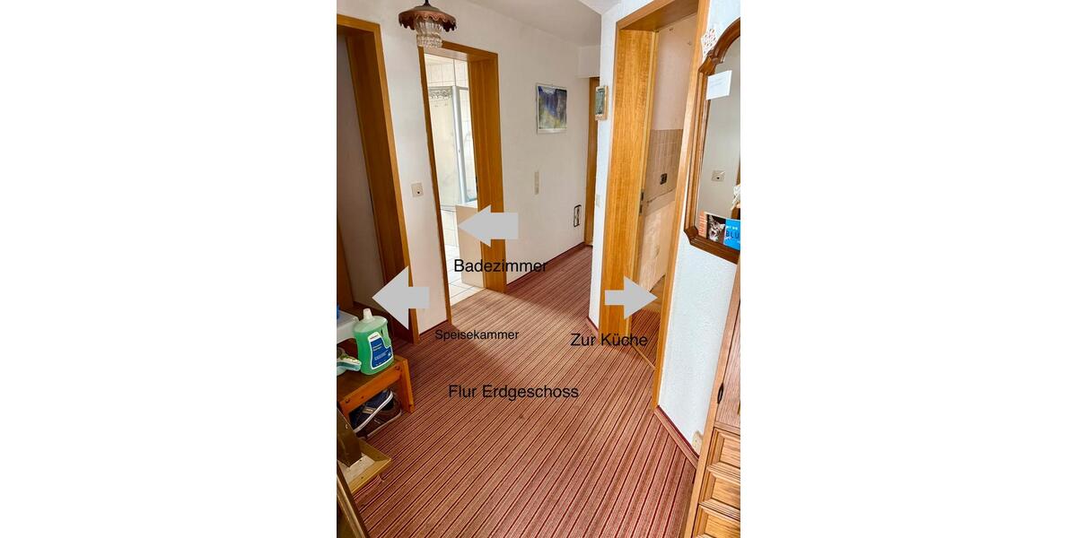 Einfamilienhaus Sulzfeld - 5 Zimmer, 200 m&sup2;, 195.000&euro; | Angebot:24307376