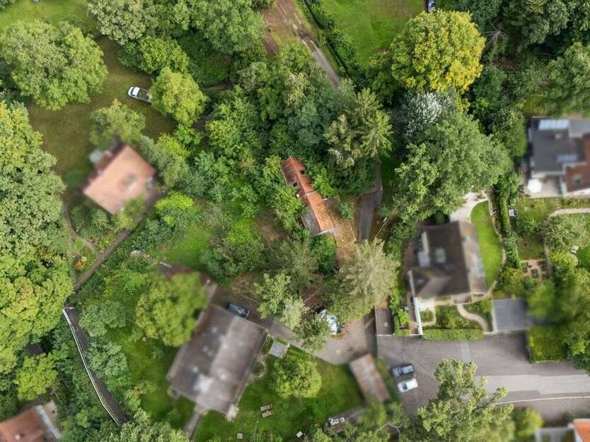 Grundstück zu verkaufen in Erlangen 1.300.000 € 1557 m²