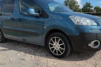 Peugeot Partner 223.900 km 2.999 &euro; Darmstadt 64293