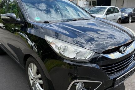 Hyundai ix35 324.800 km 4.100 &euro; Sulzbach 63834