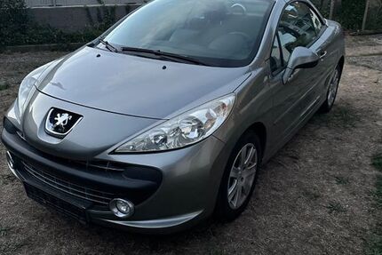 Peugeot 207 155.000 km 2.499 &euro; Dettenheim 76706