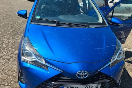 Toyota Yaris 220.000 km 8.800 &euro; Leidersbach 63849