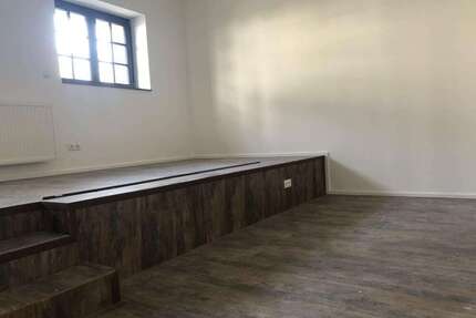 Wohnung zum Mieten in Ludwigshafen 350 € 27.5 m²