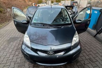 Toyota Aygo (X) 65.000 km 4.100 &euro; Hamm 59063