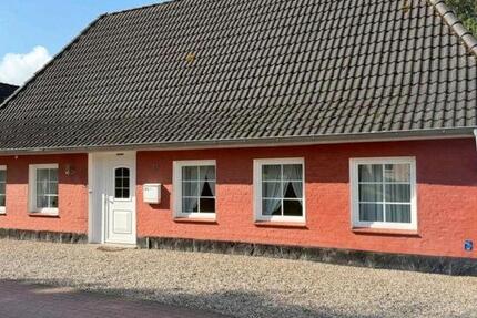 Haus Böklund - 4 Zimmer, 98 m&sup2;, 1.100&euro; | Angebot:24637316